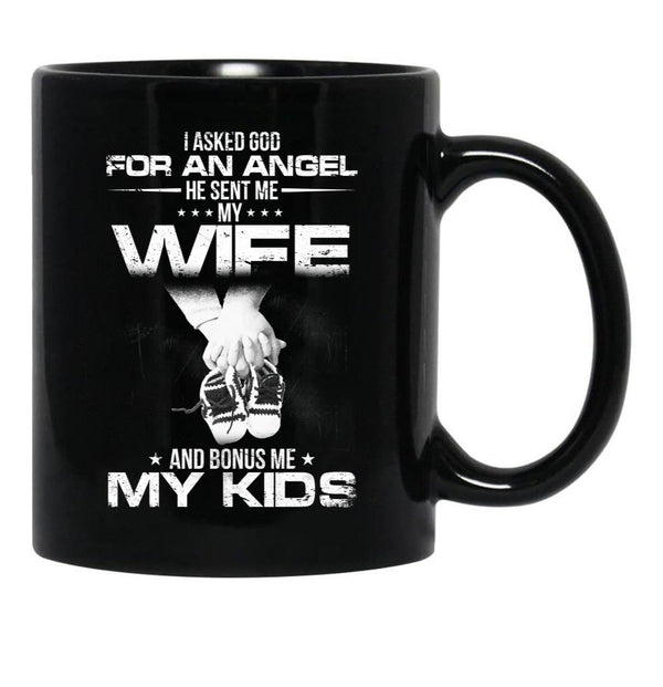 I Asked God For A Hero He Sent Me My Wife And Bonus Me My Kids Black Gift Coffee Mug - Black